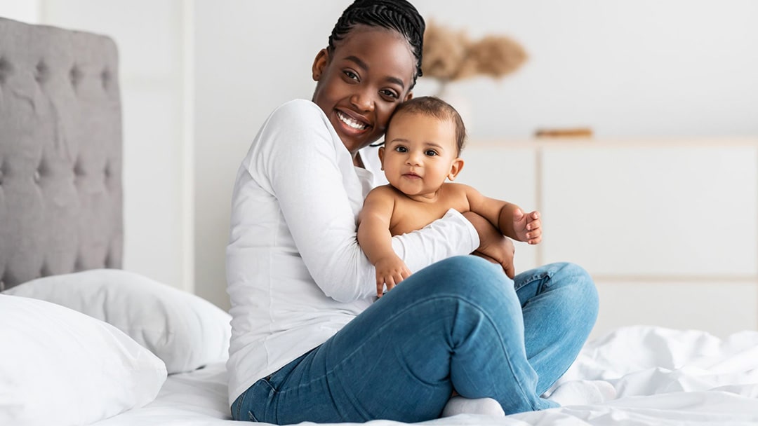 A New Mom’s Guide to Staying Present